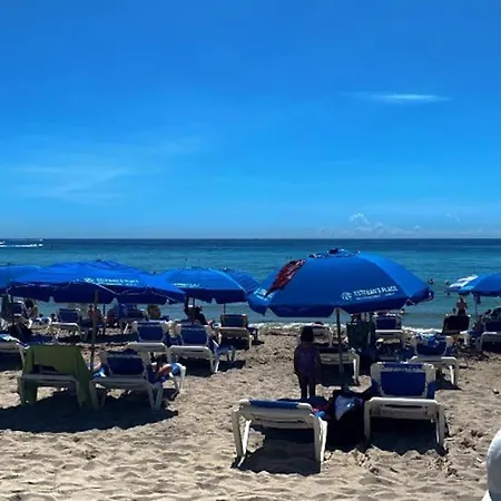 Beach Days & Cozy Nights 2 Full Beds, Studio Style